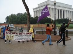 Sacred Walkers arrive at the Lincoln Memorial, Washington, D.C., 2006-04-22