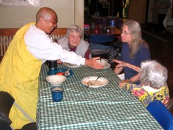 Itchi-San greeting Claire, currently the oldest member of The Farm 2006-04-06